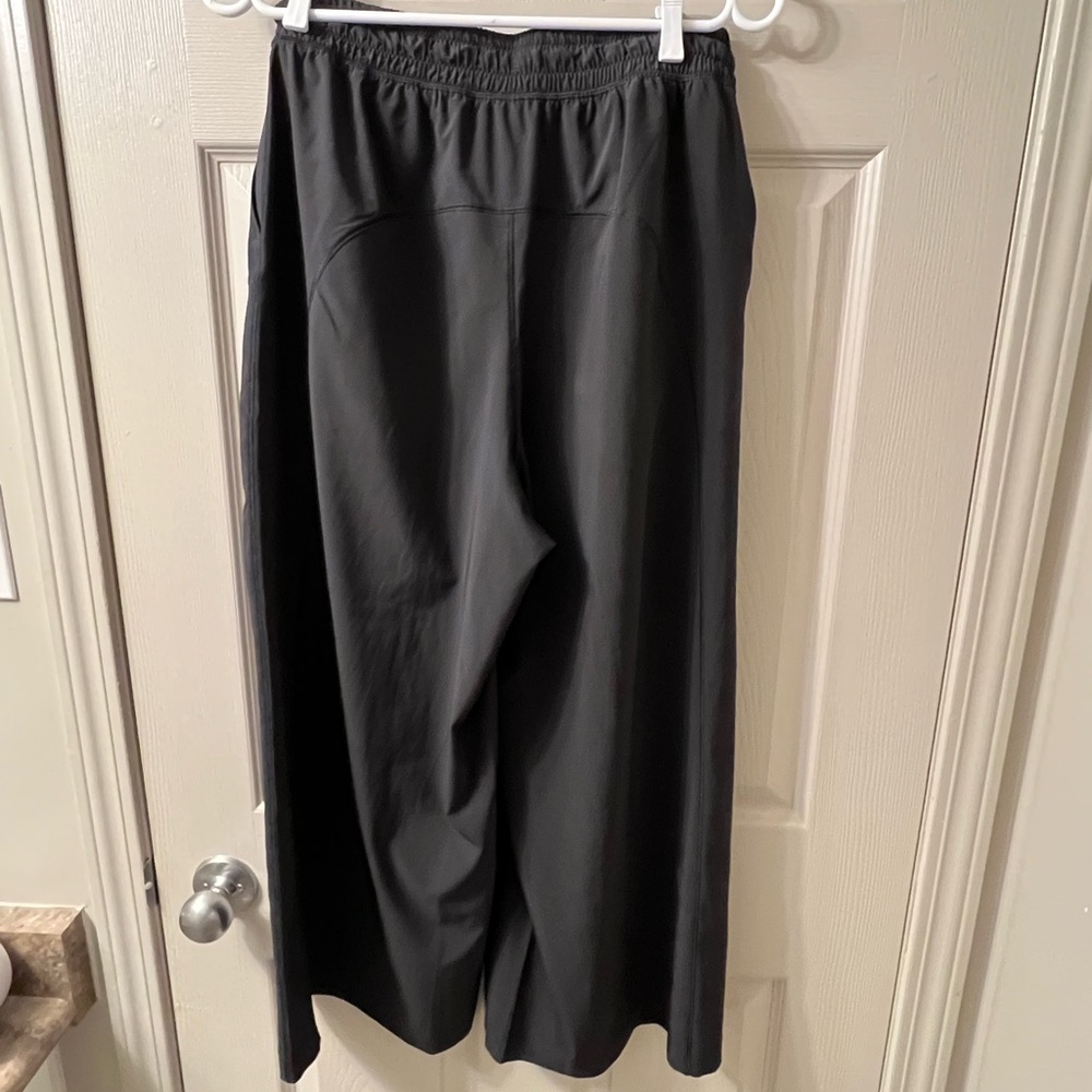 Lululemon Women’s Black Wide Drawstring Pants - Picture 2 of 7